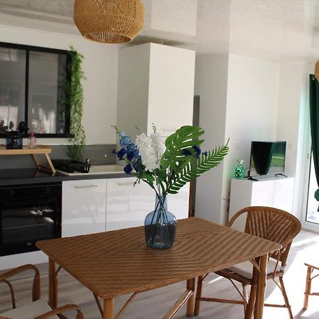 Les Tropiques De La Baie Apartment Ponthoile Екстериор снимка